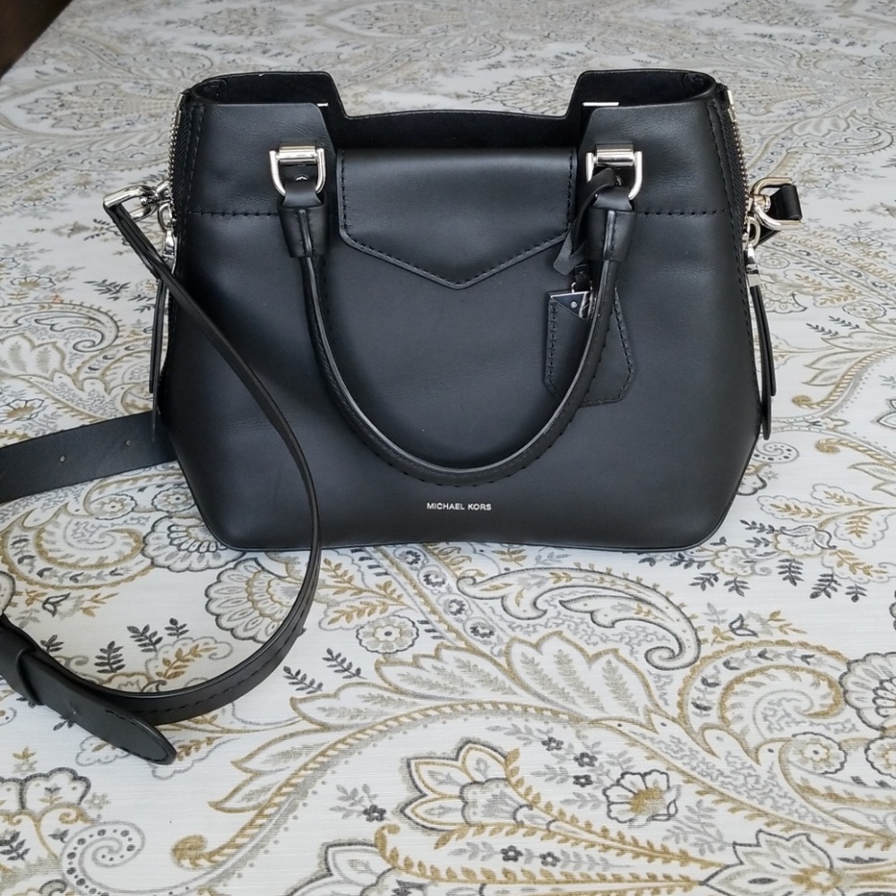 Michael Kors blakely crossbody purse
